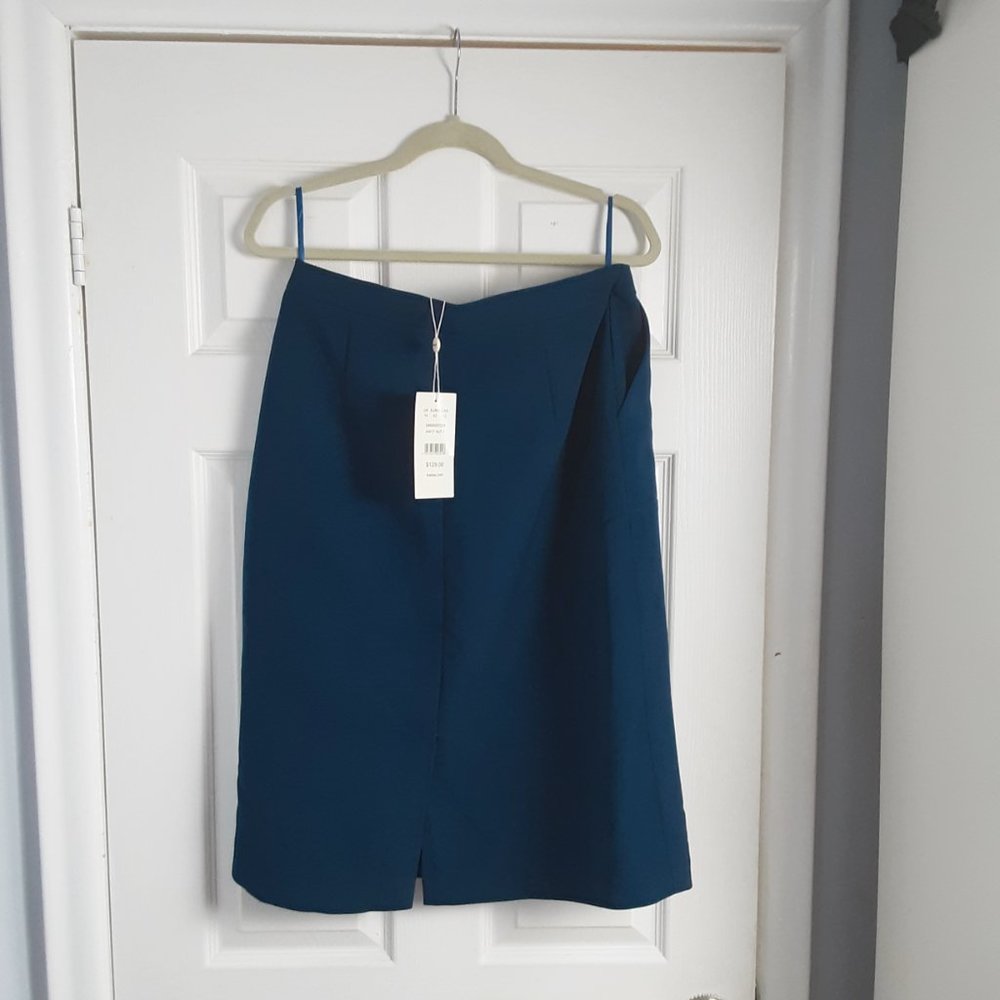 New Eastex Skirt With Pockets size 12